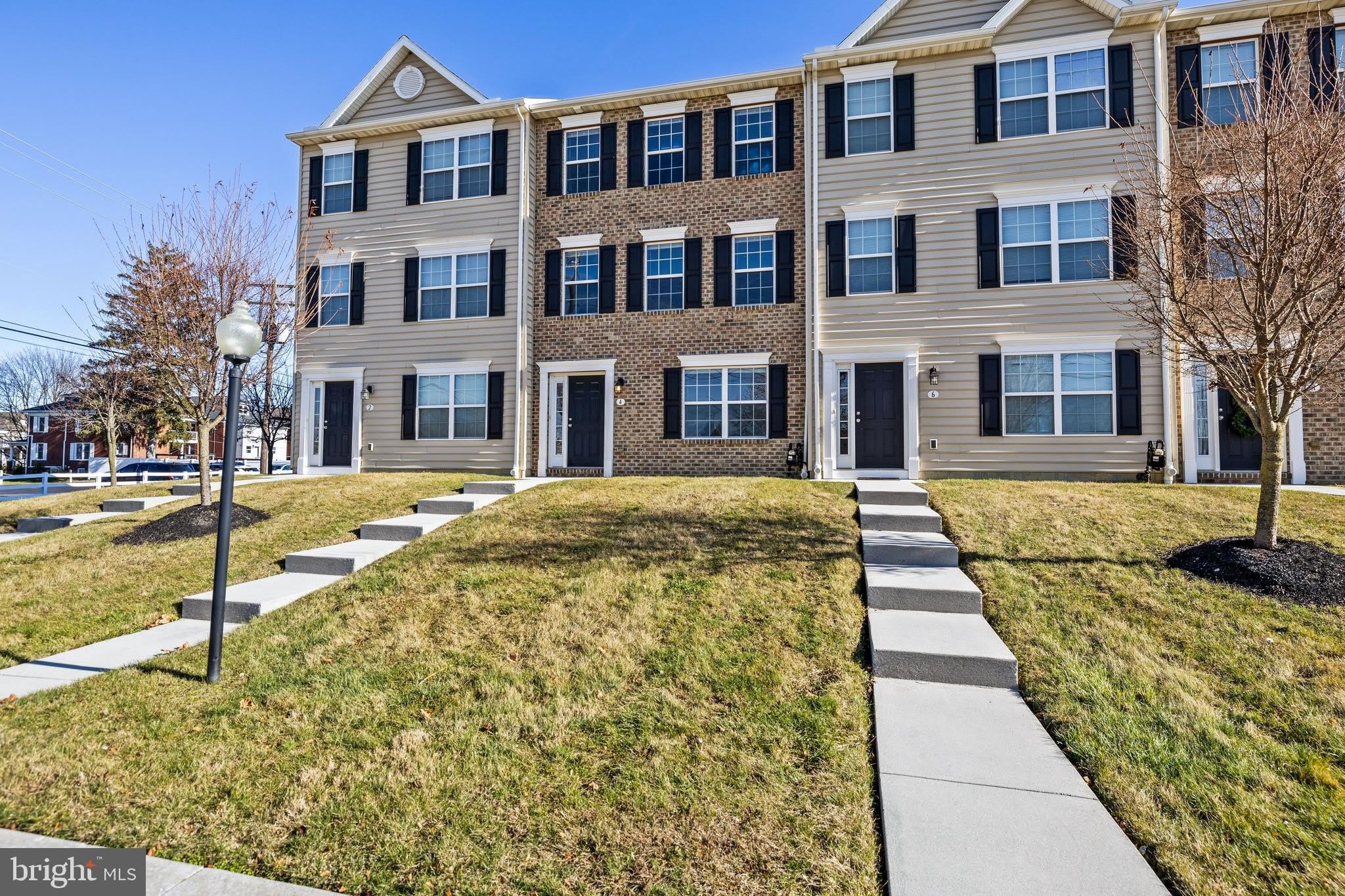 23 MUSTANG DRIVE – photo 1 of 37