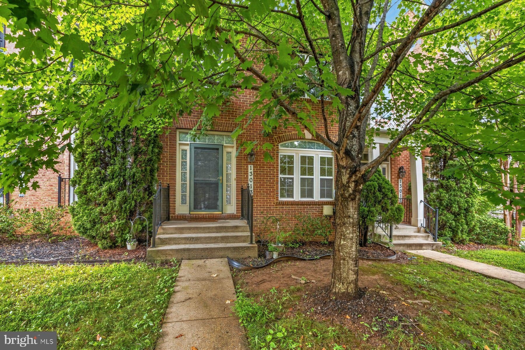 13013 SAINT CLAIR Road – photo 1 of 29