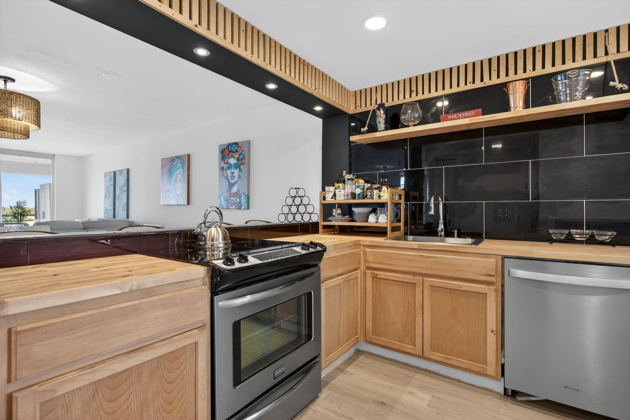 3960 Oaks Clubhouse Drive – photo 1