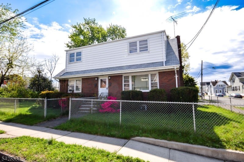 20 N 13Th St – photo 1 of 16