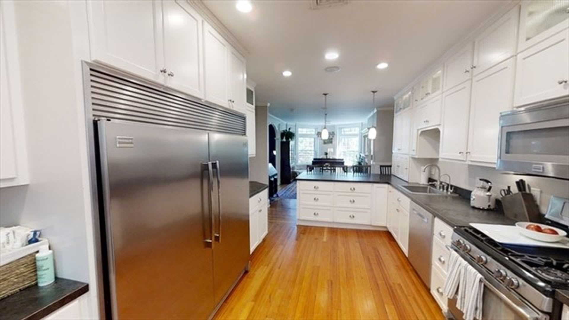 Renovated 4 Bed 2 Bath In Brookline – photo 1 of 151
