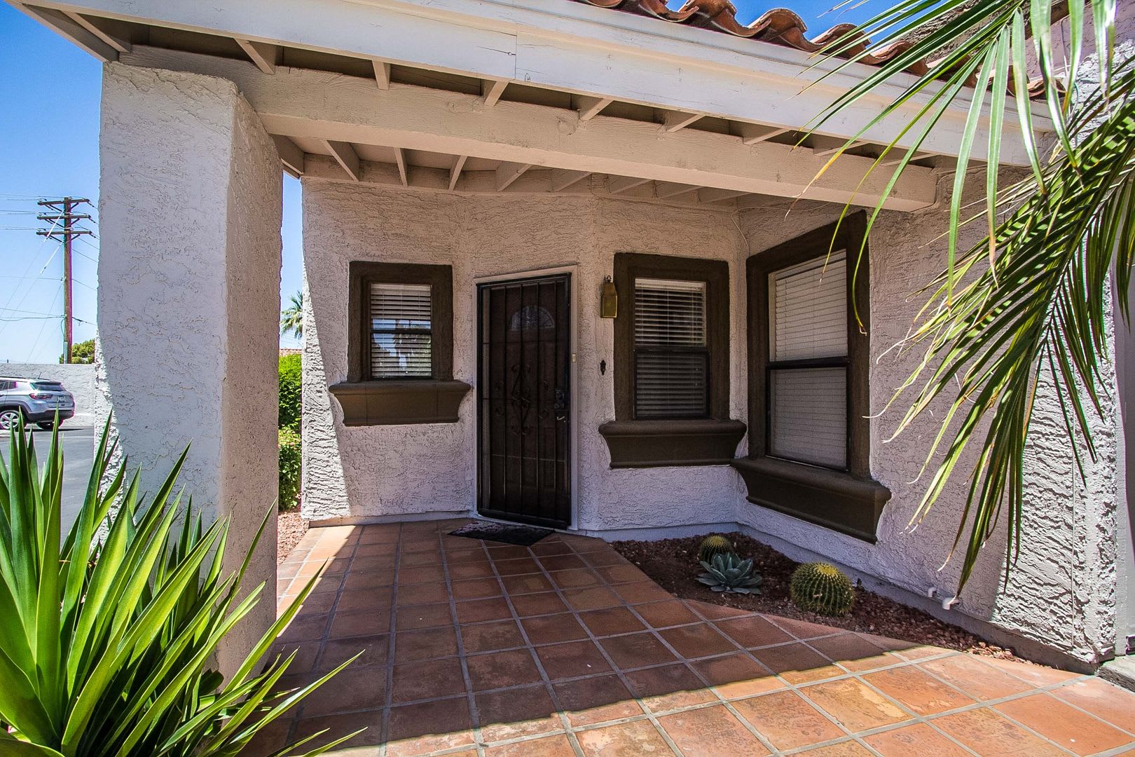 Effortless Scottsdale Living at an affordable price – photo 1