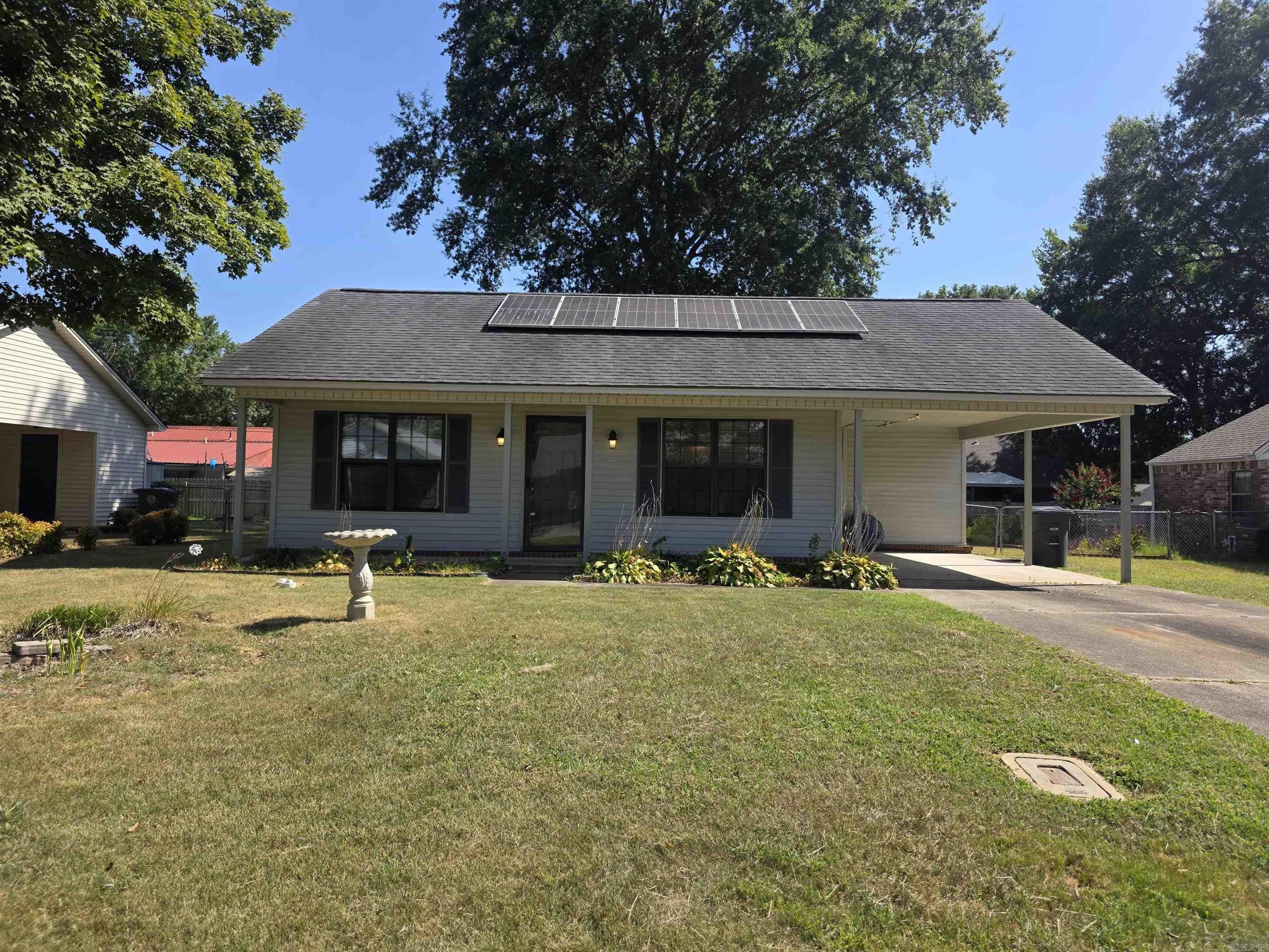 113 Northfield Drive – photo 1