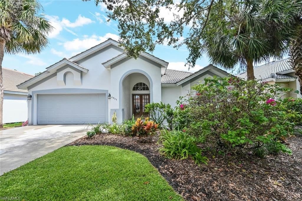 6453 Autumn Woods Blvd – photo 1