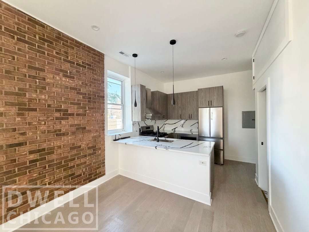 1236 W Hubbard St – photo 1