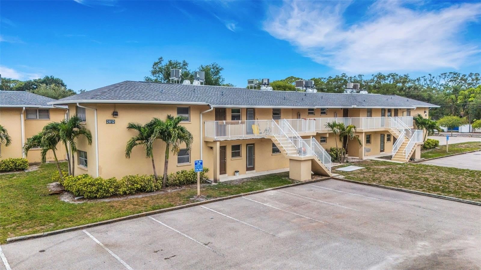 2826 W RAINBOW Circle – photo 1 of 27