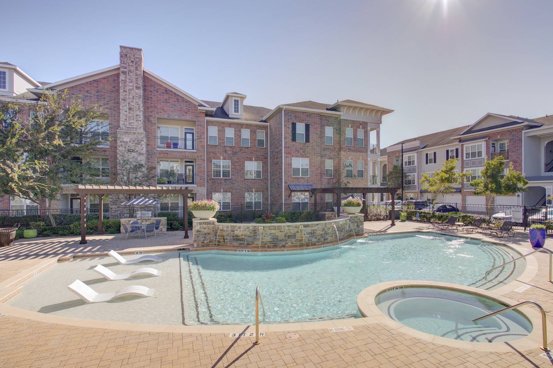 Heritage Grand at Sienna Apartments – photo 1 of 23