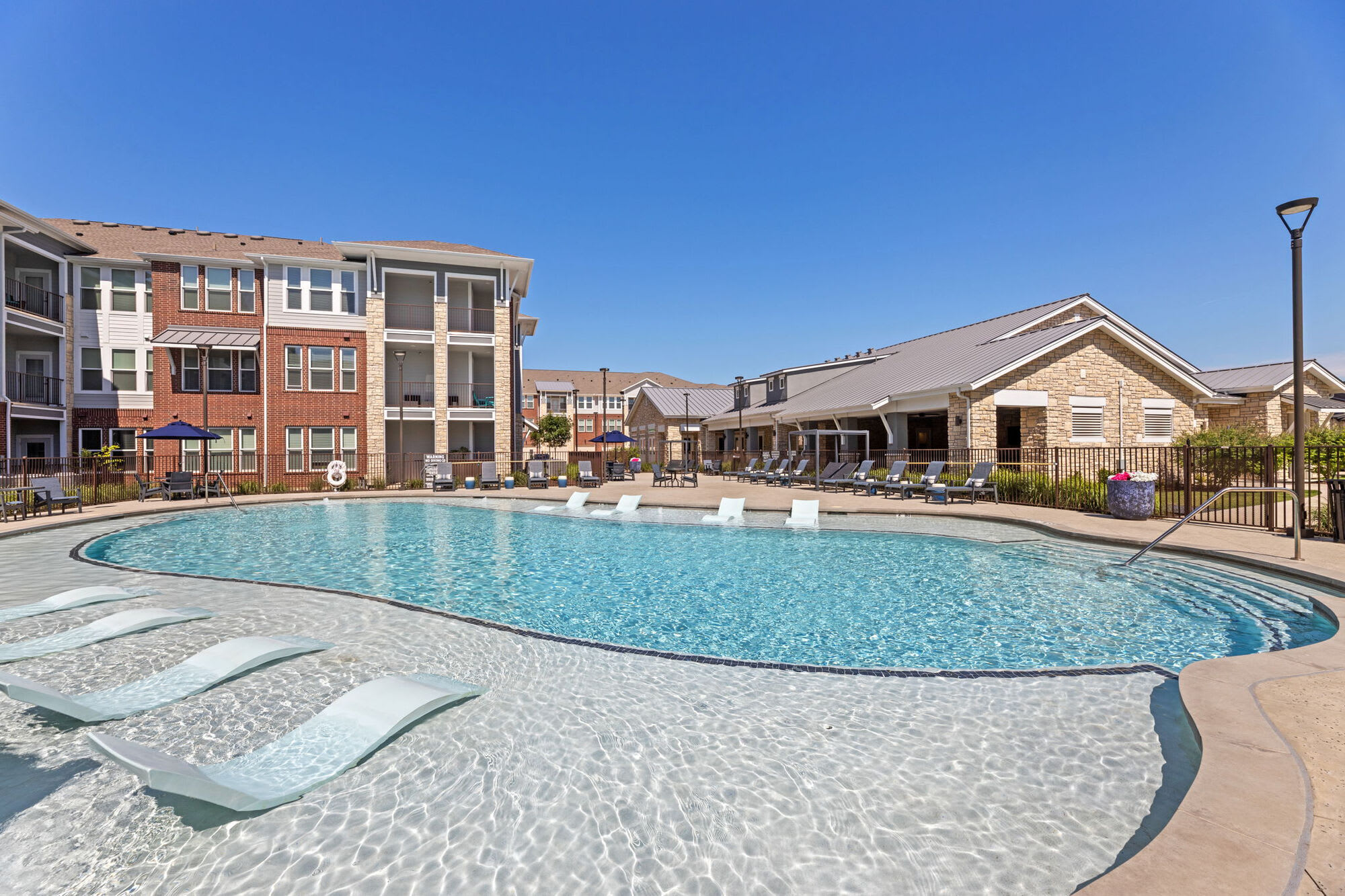 The Royalton at Creeks of Legacy – photo 1 of 15