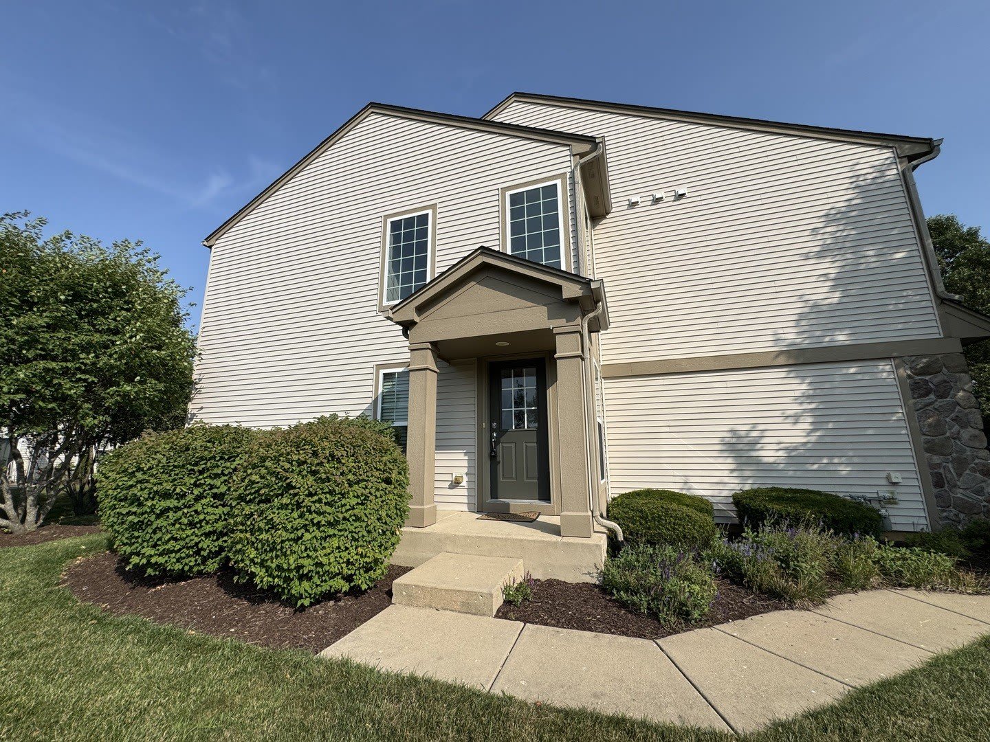 1399 Crimson Lane – photo 1 of 36