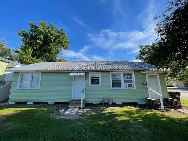 601 Liberty St. – photo 1 of 10
