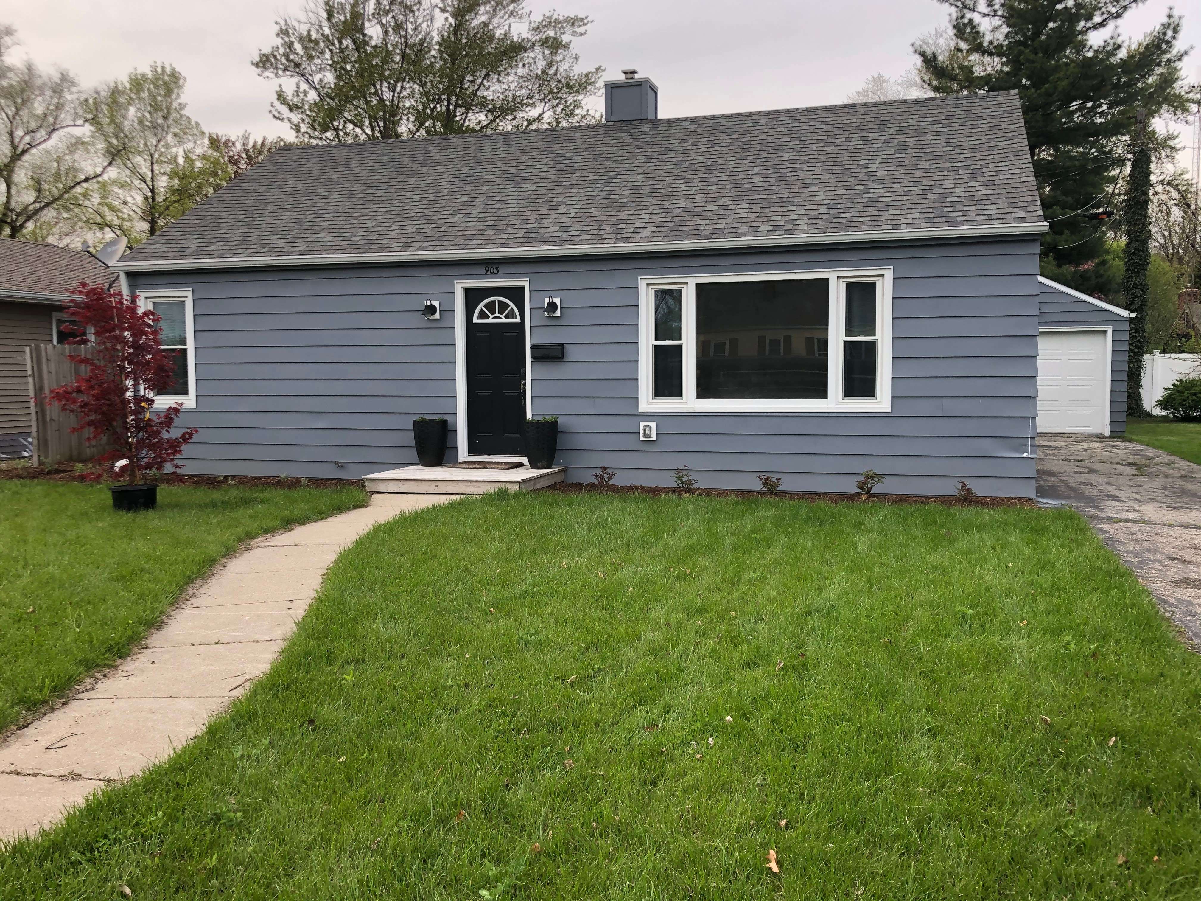 903 Kingsley Ave – photo 1 of 14