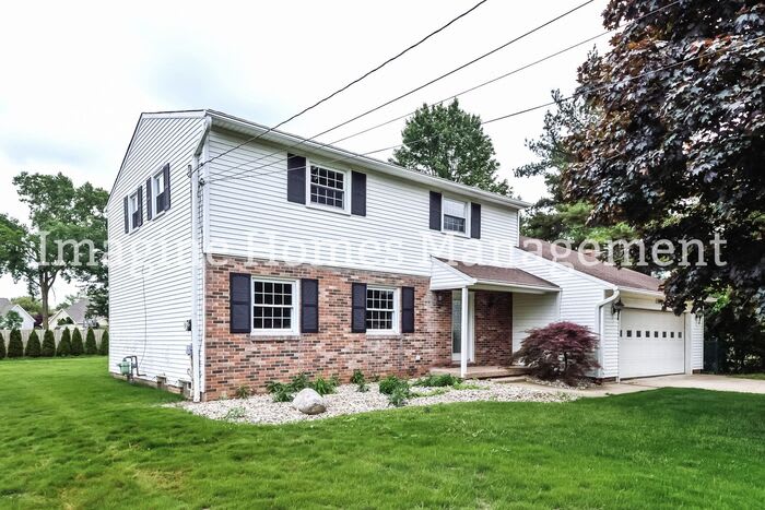 2351 Columbia Road – photo 1