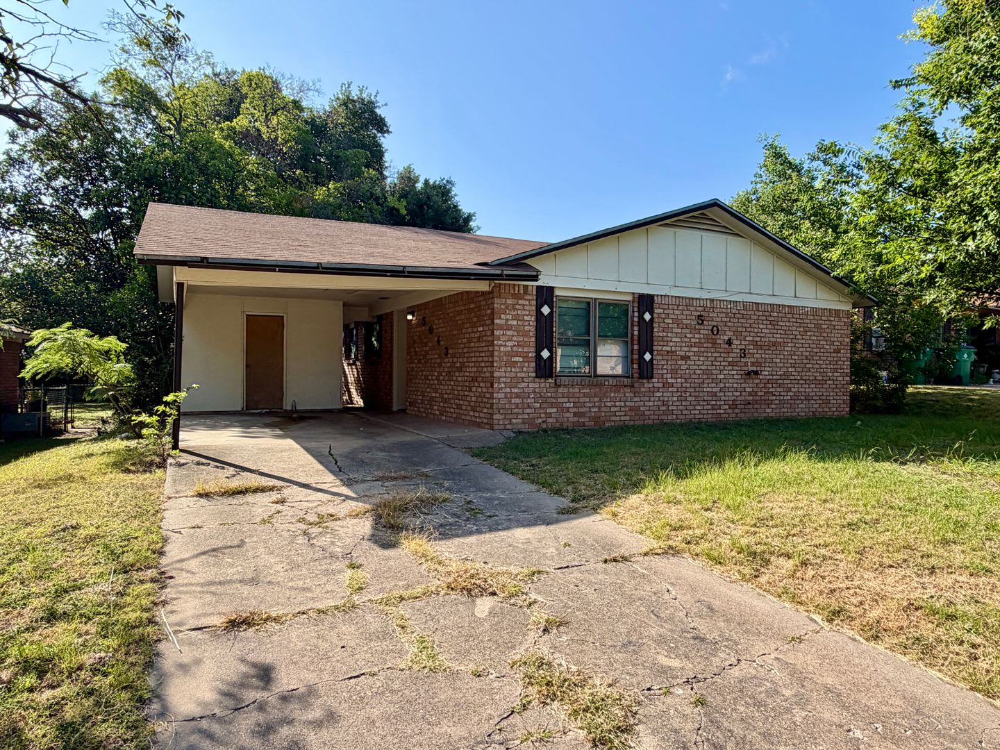 Single Family Home – photo 1 of 12