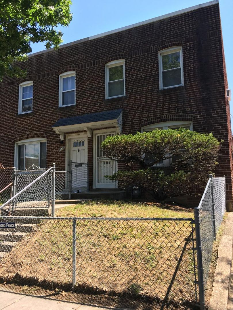 3311 Clay Pl Ne – photo 1