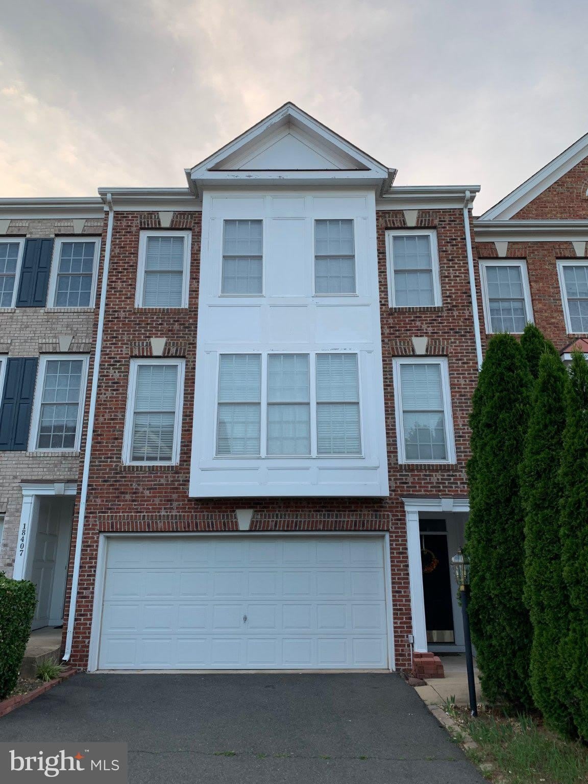 18405 Sierra Springs Square – photo 1 of 248