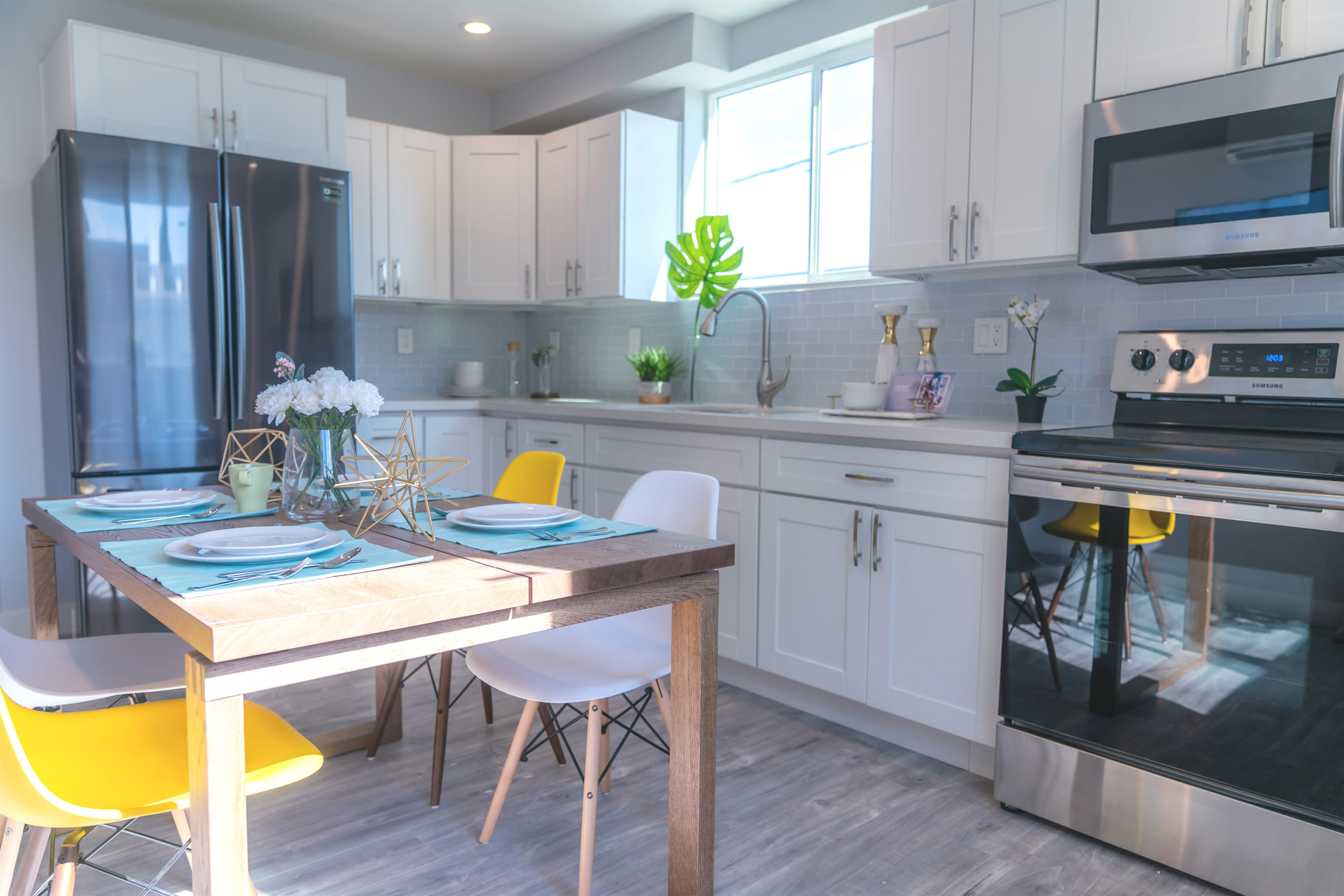1729 W Adams Boulevard Co Living – photo 1