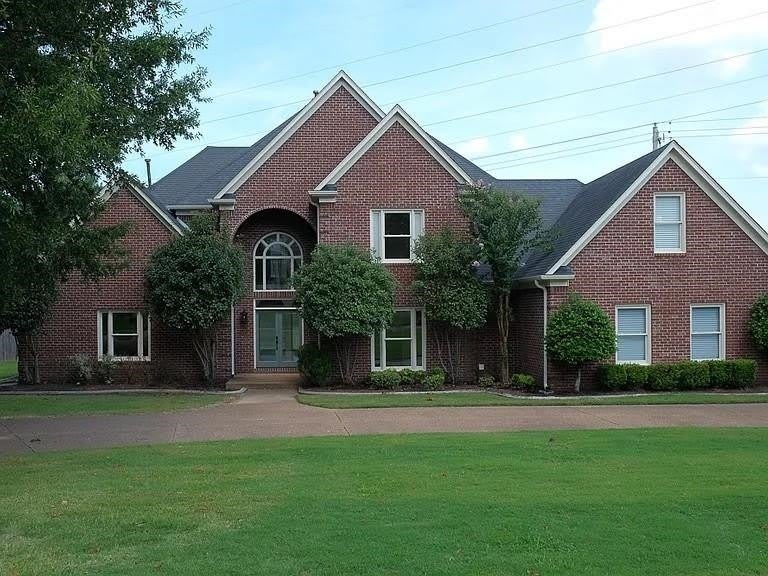 2520 Fox Hill Dr – photo 1 of 86