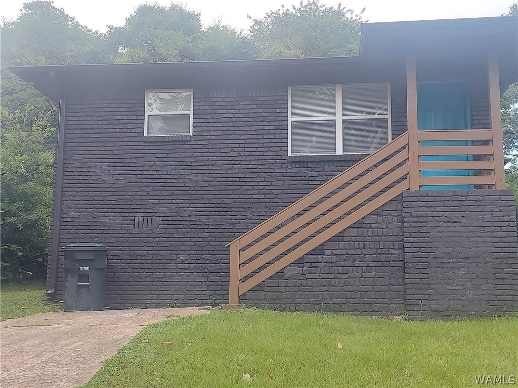 2936 42nd avenue Alley – photo 1