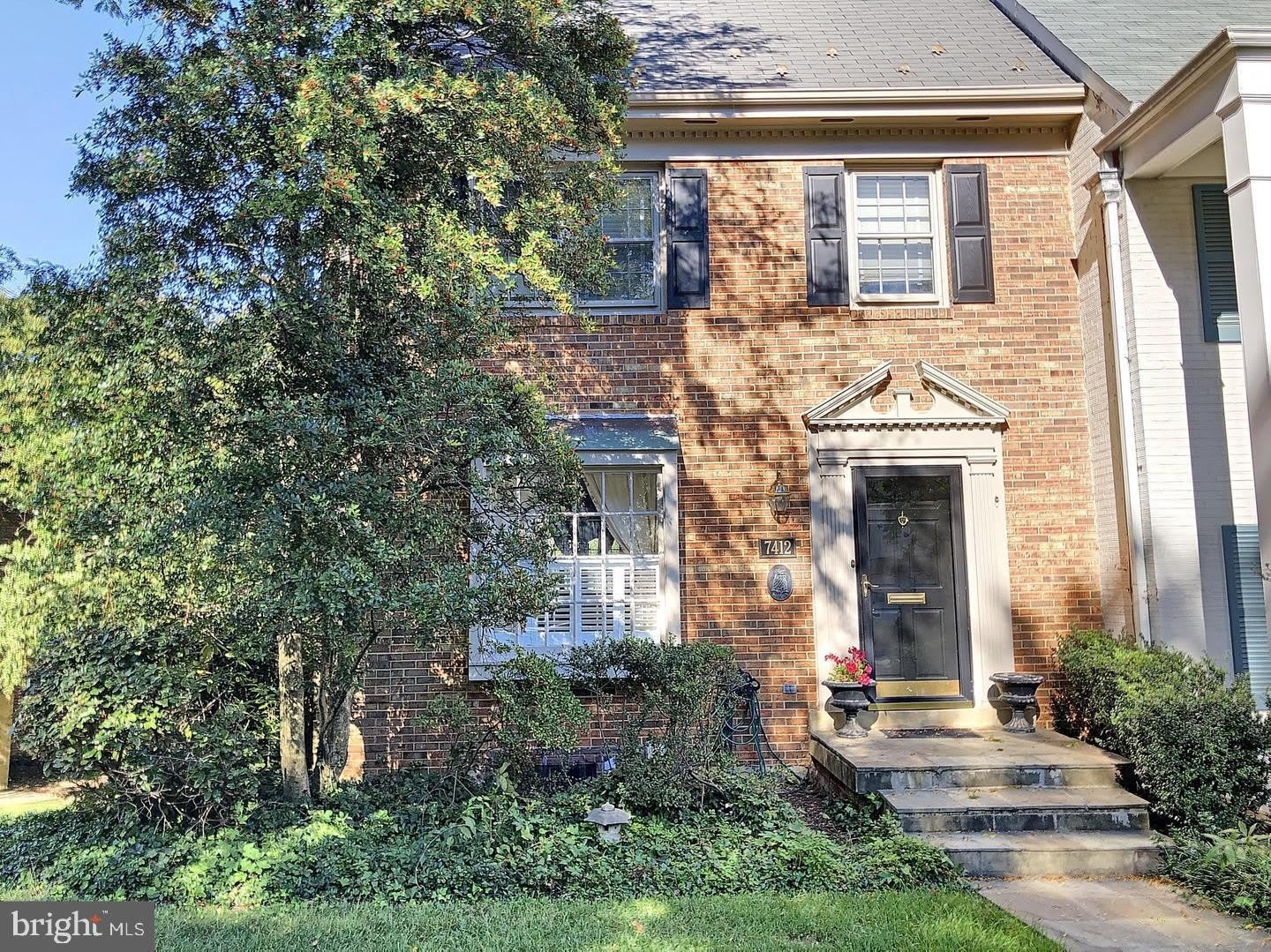 7412 HALLCREST Drive – photo 1