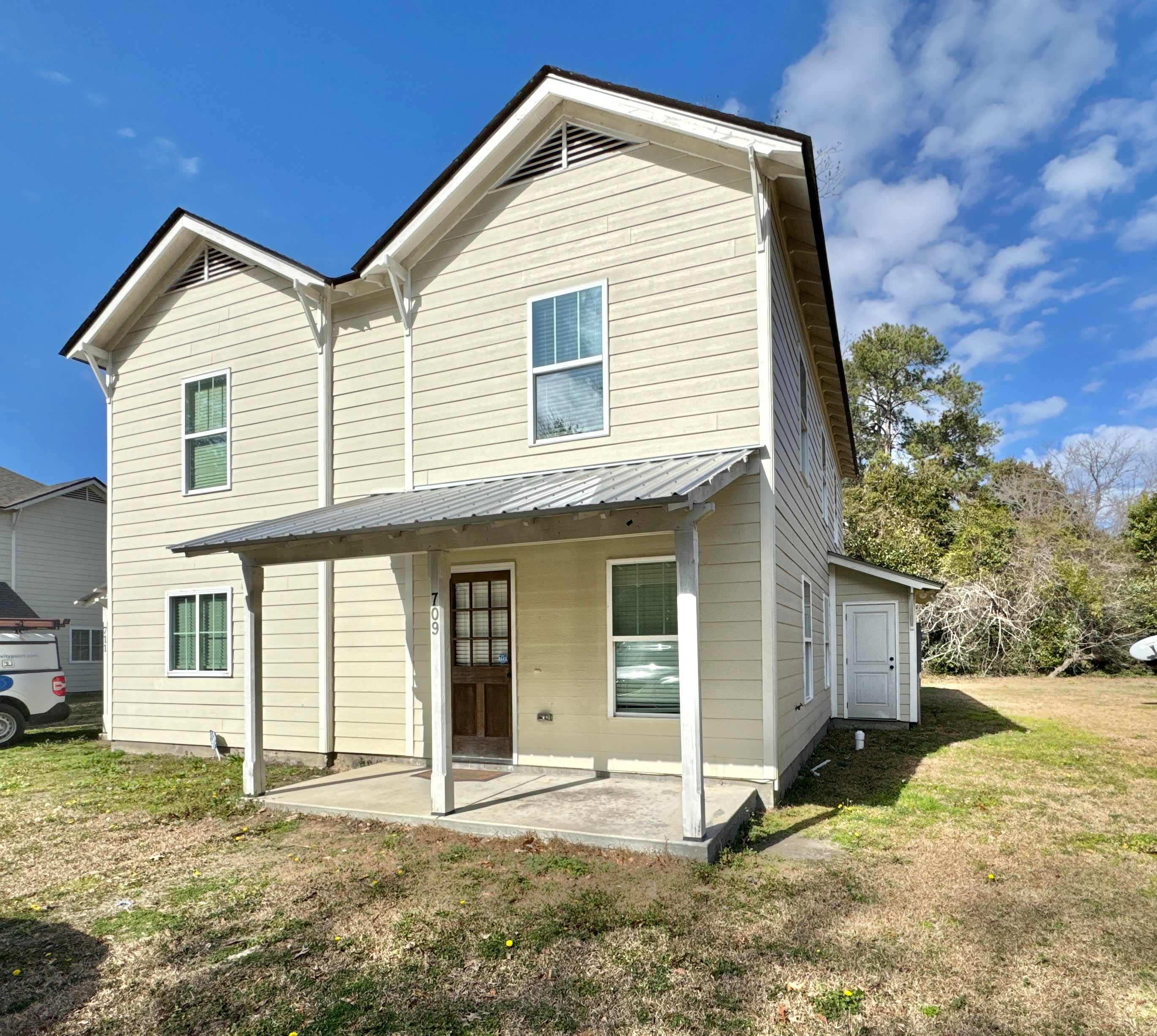 428 Winston Street – photo 1