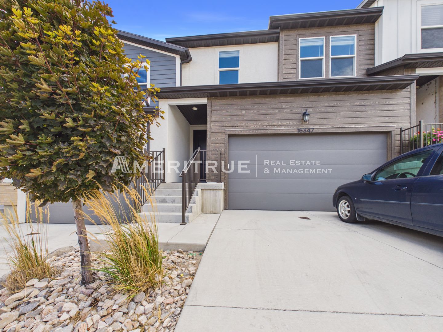 Spacious 4BD/2.5BA Bluffdale Townhome with 2-Car Garage &amp; Private Patio – photo 1 of 33
