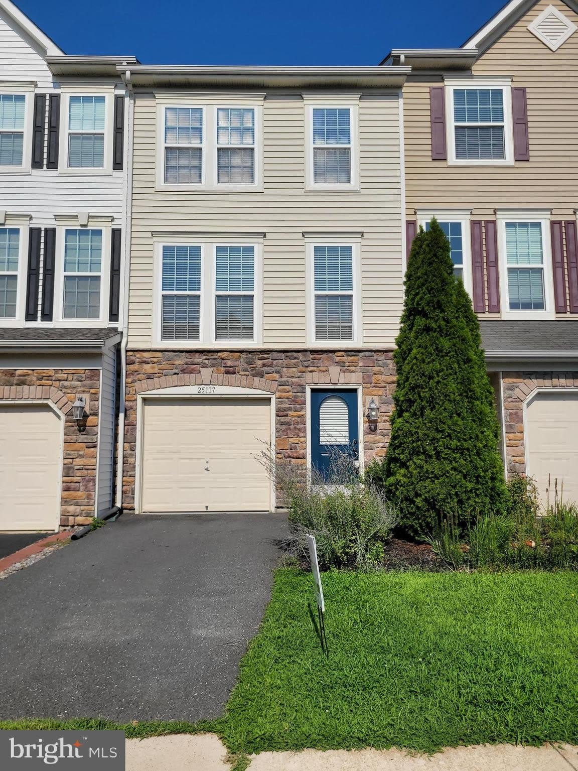 25117 SWEET MYRTLE Square – photo 1 of 58