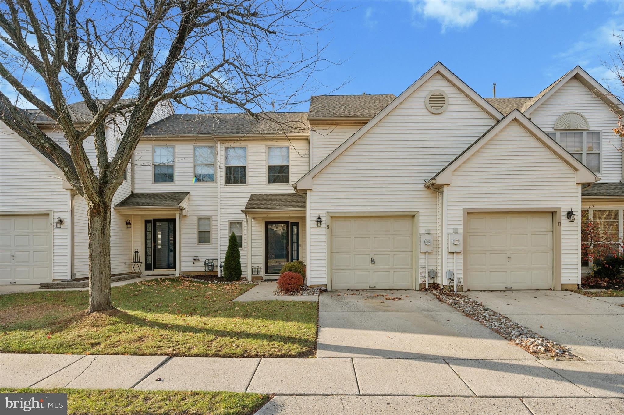 9 MEADOW Lane – photo 1 of 15