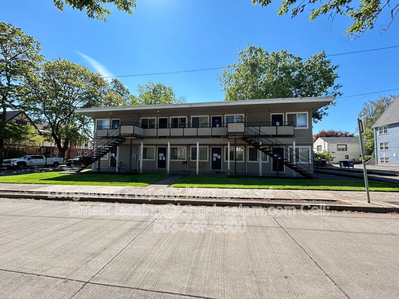 2510 NW Van Buren Ave – photo 1