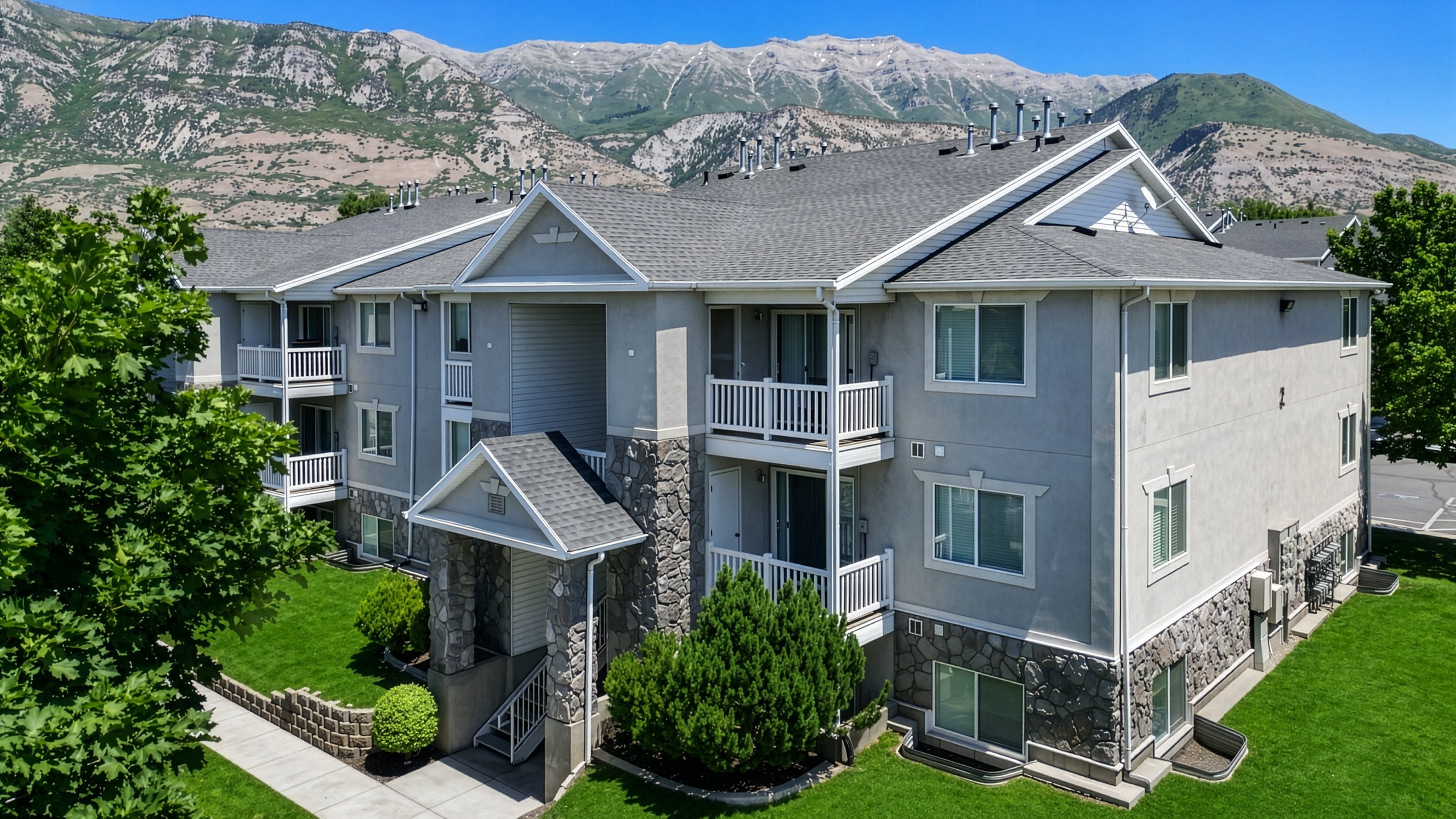 Thorneberry Apartments – photo 1 of 18