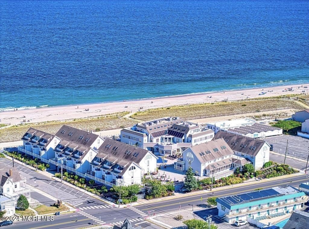 900 Ocean Avenue – photo 1