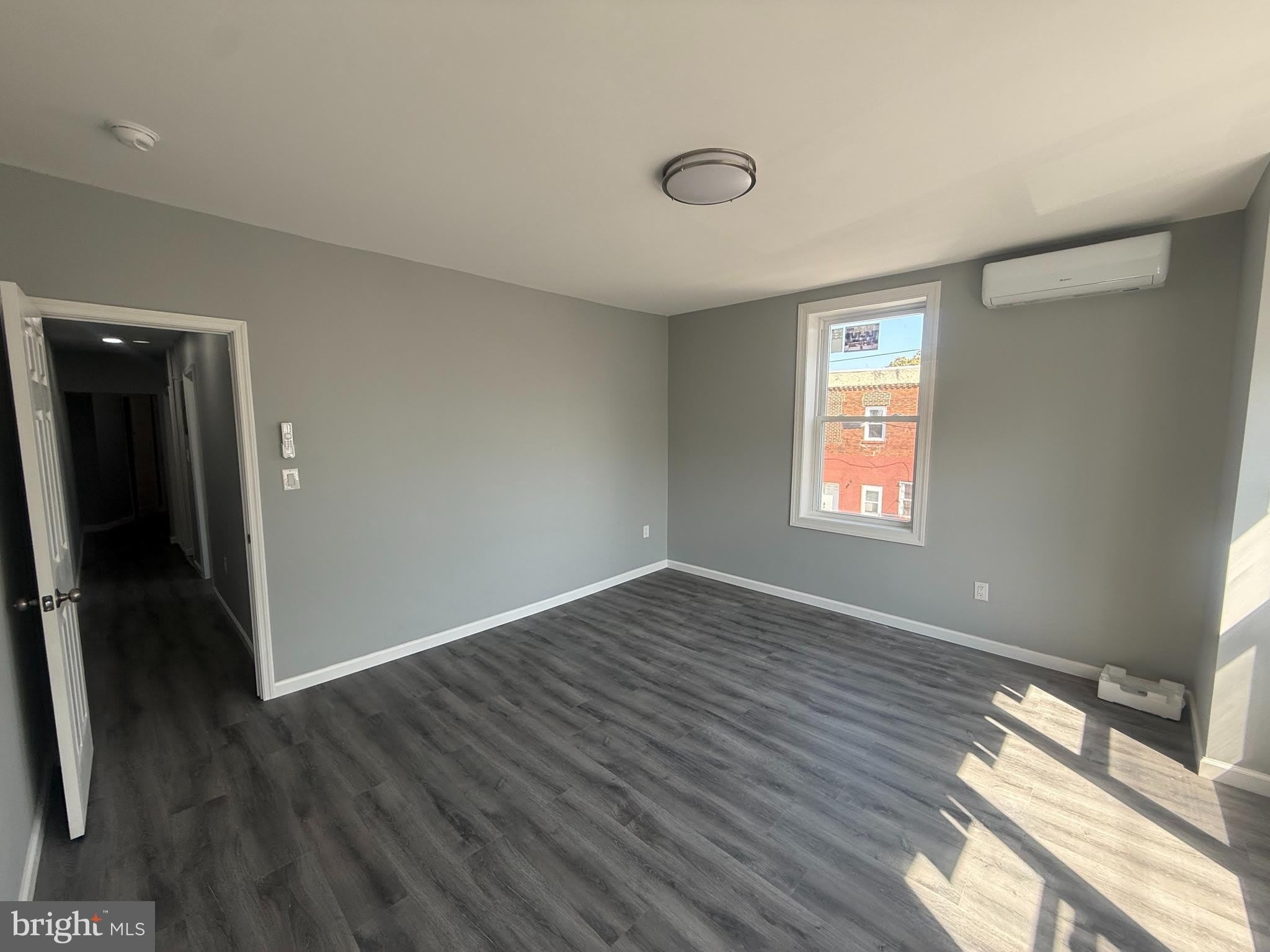 2600 S 6TH Street – photo 1