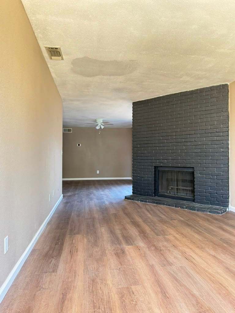 7436 Della Circle – photo 1 of 10