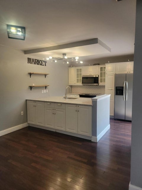 727 7th Way – photo 1