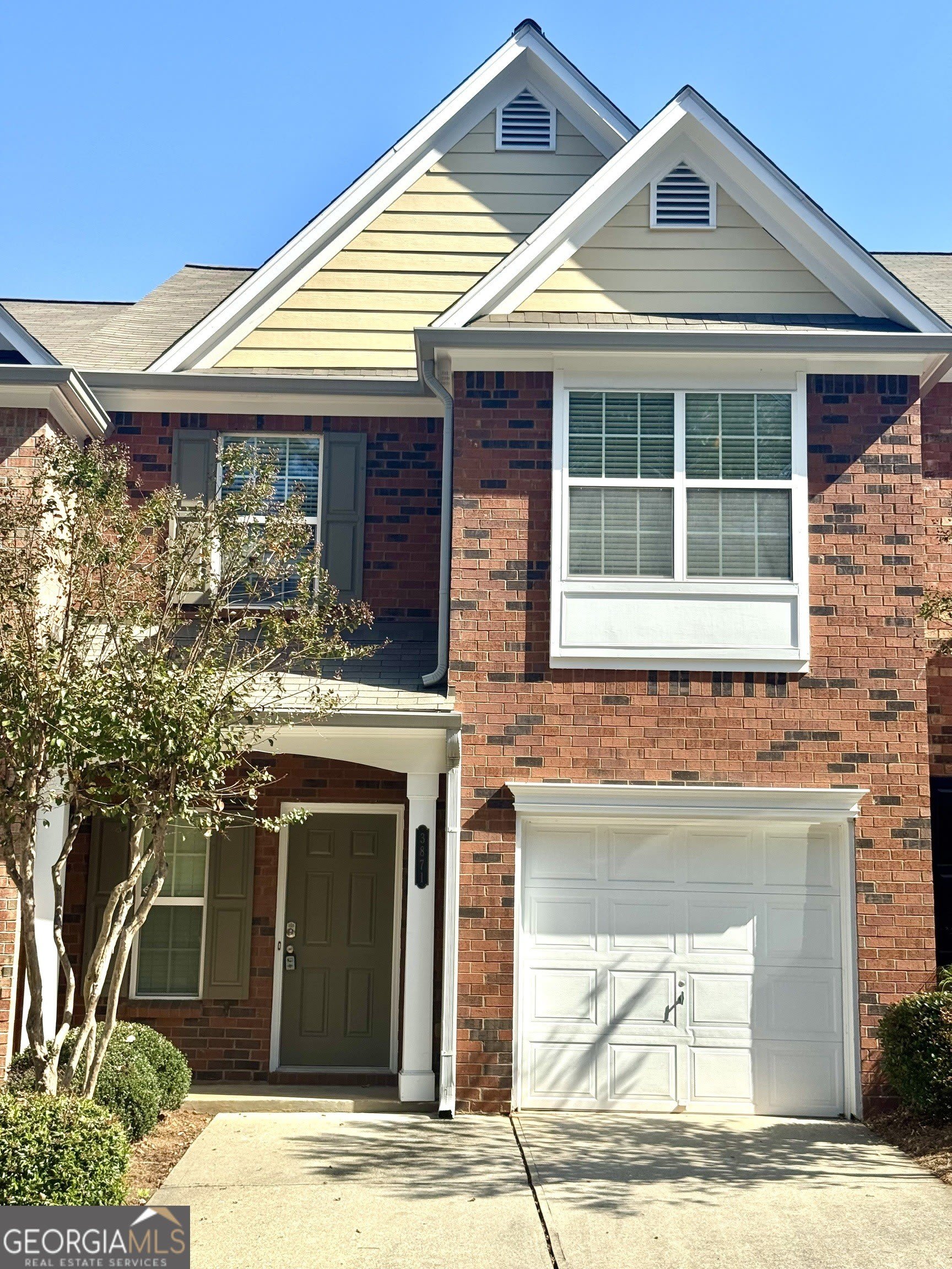 3871 Pleasant Oaks Drive – photo 1