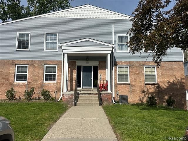 509 E University Drive – photo 1 of 99