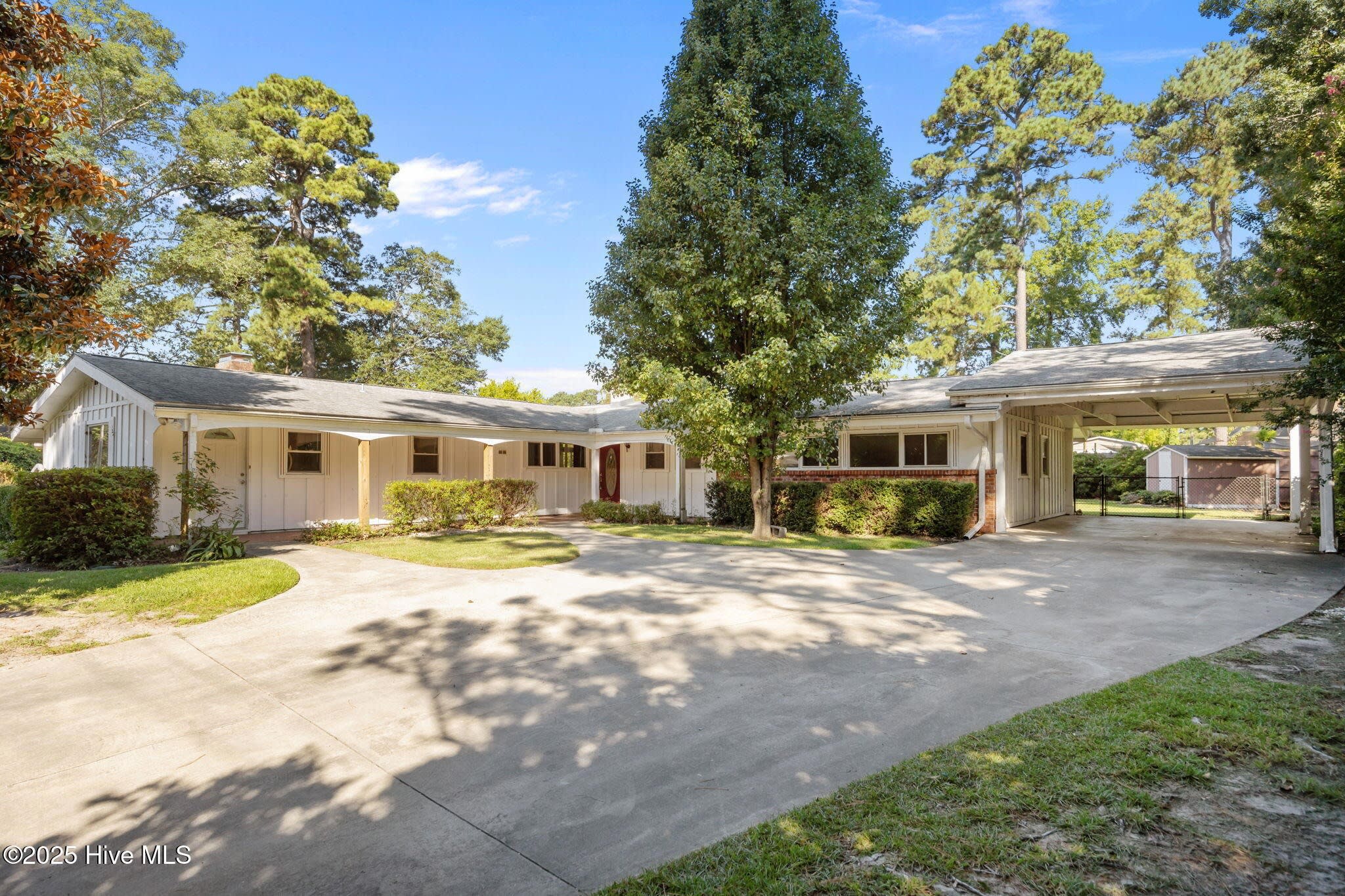 2003 Forest Hill Drive – photo 1