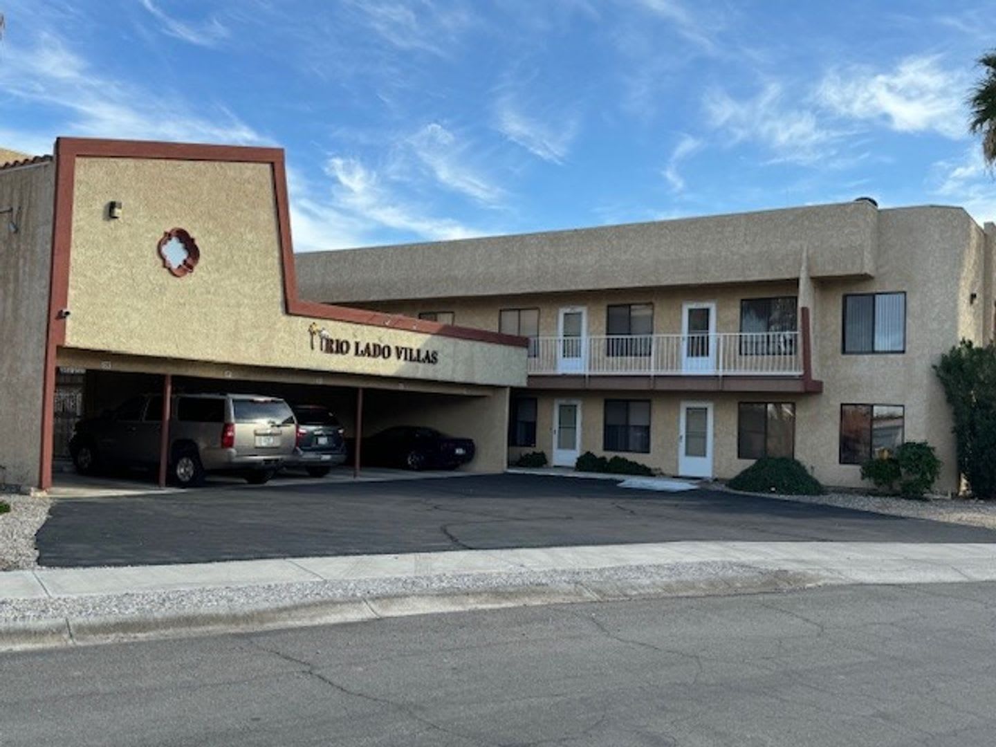 1 Br 2Ba Condo Across Colorado River Pool Spa Gated Entry All Appliances Included – photo 1 of 231