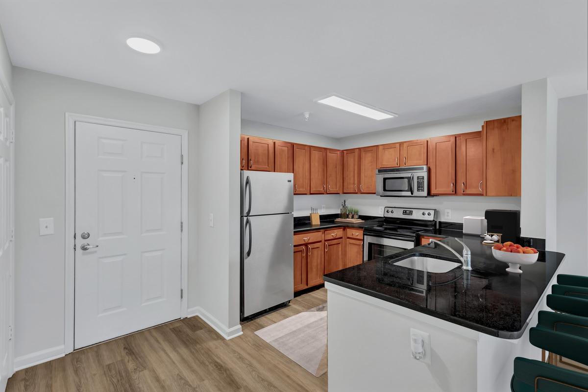 Ashbury Court Apartments – photo 1 of 195