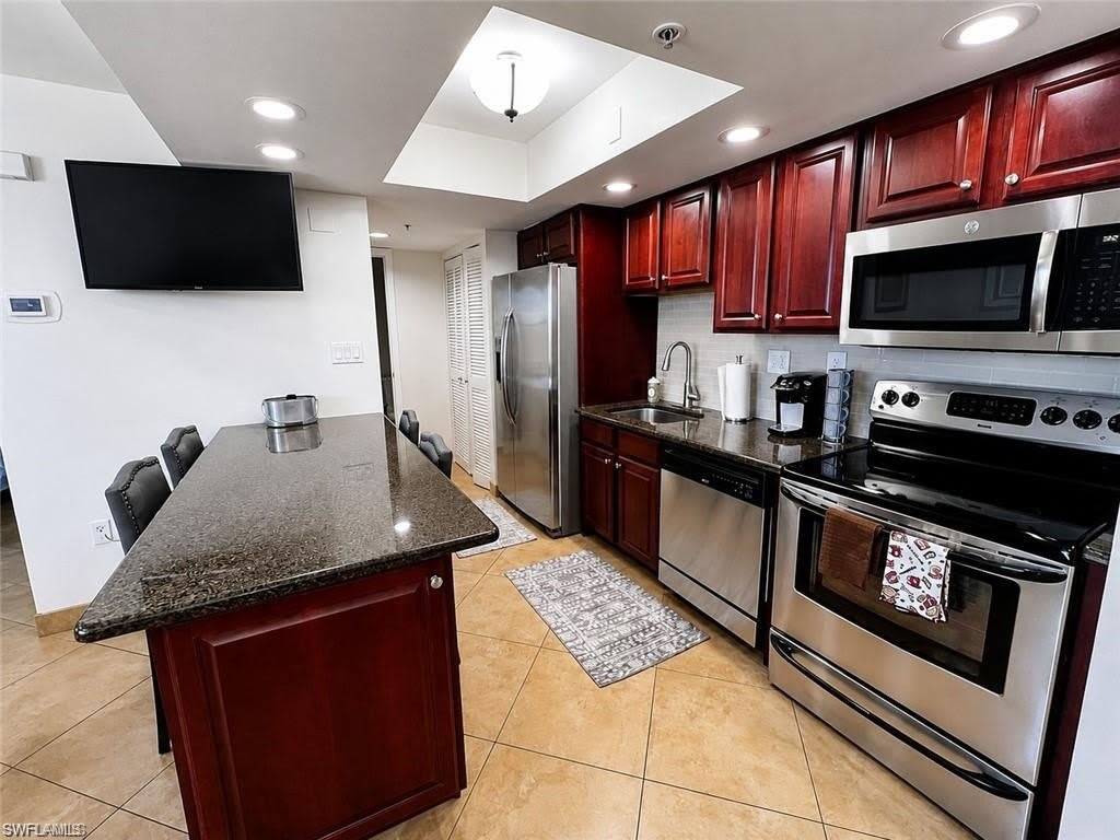 7390 Estero Blvd – photo 1 of 16