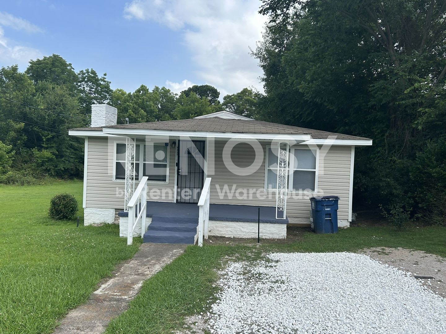 Charming 3 bedroom 1 bath home – photo 1