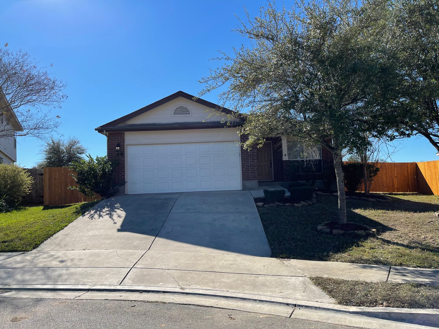 Home for rent – photo 1