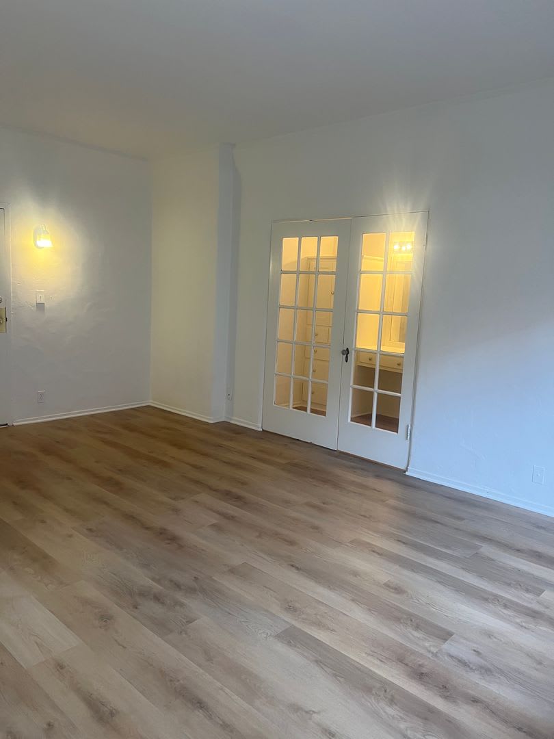 Mansfield Apartments – photo 1