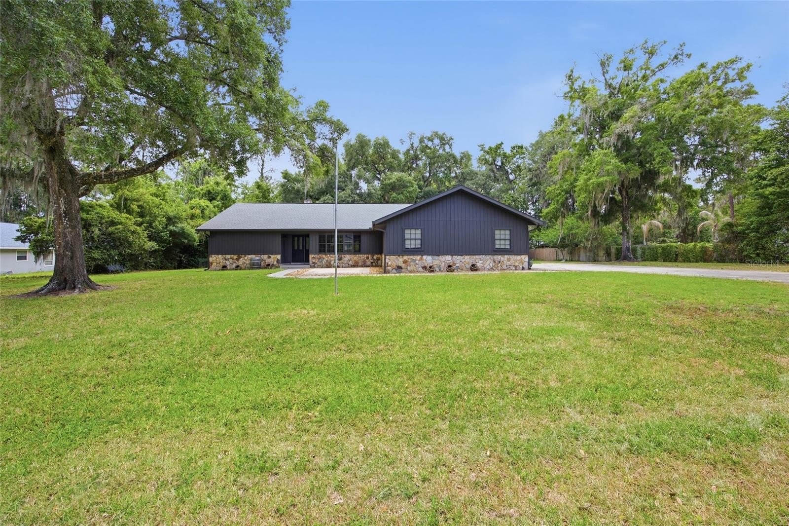 8274 NW 47TH Street – photo 1