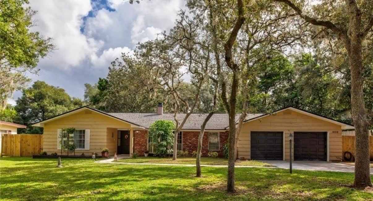 1439 Hillway Road – photo 1