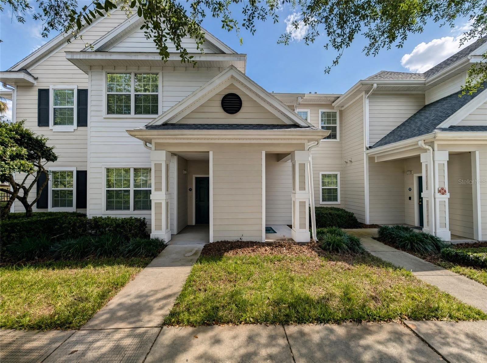 143 SOUTHERN PECAN Circle – photo 1