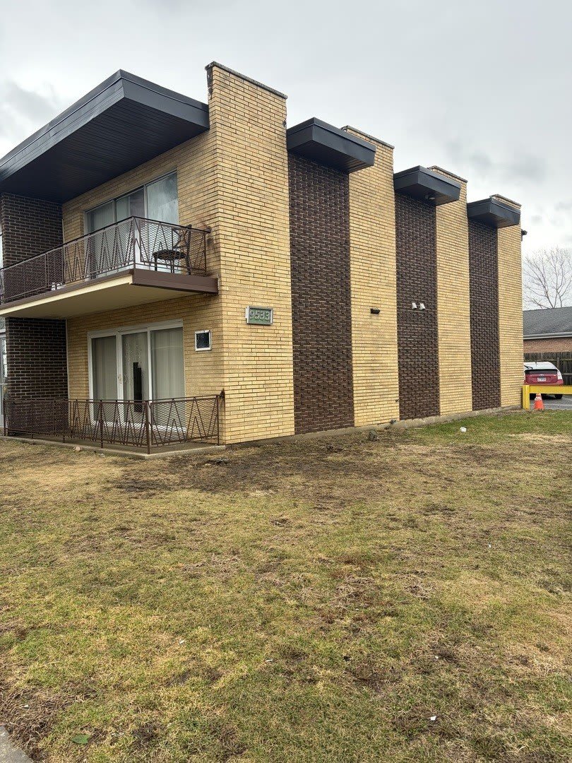9533 Mansfield Avenue – photo 1 of 9
