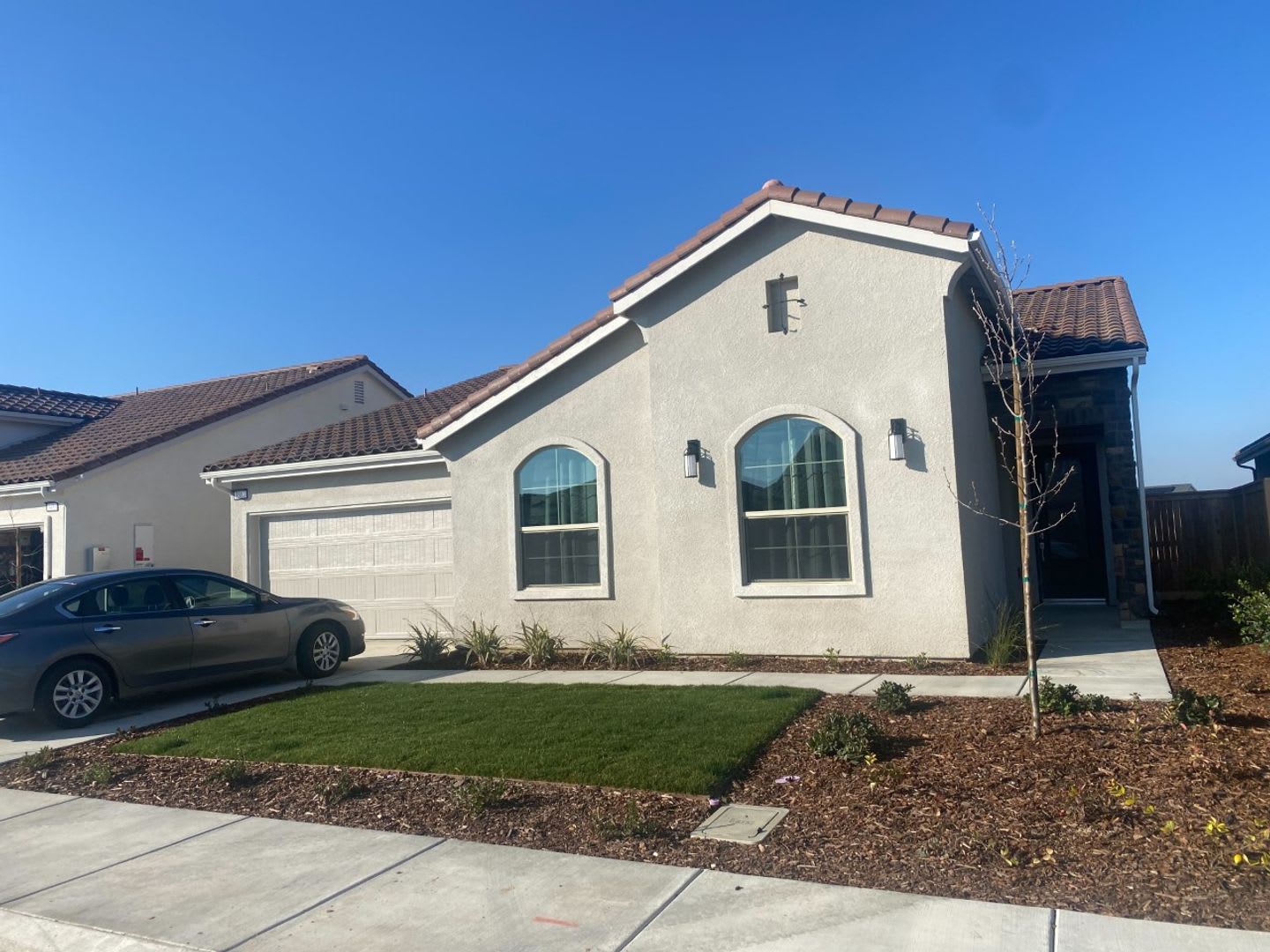 Beautiful New Build Home in Shafter – photo 1 of 11