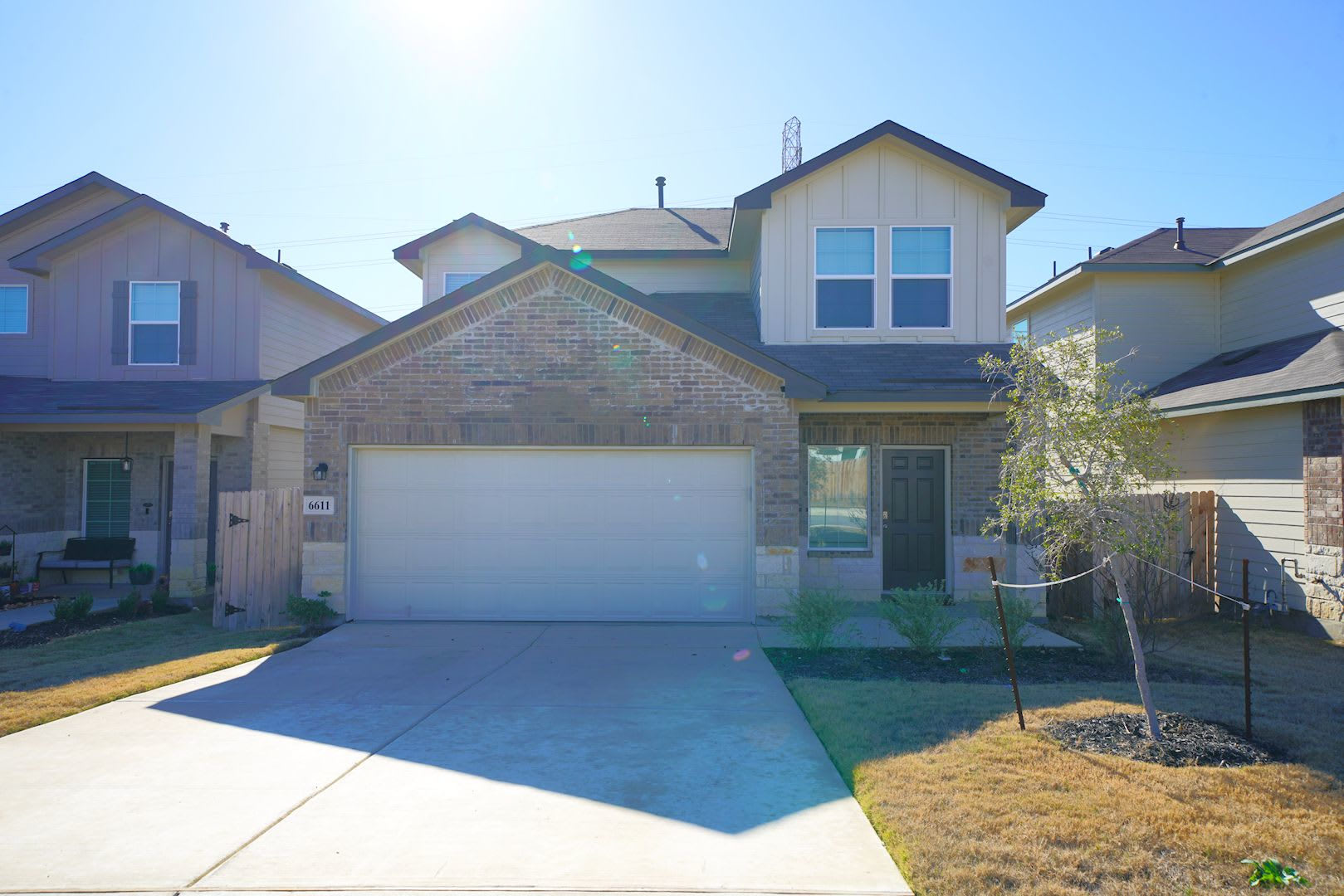 Like-New Home in Applewood Neighborhood. Realtor Commission: $600 – photo 1