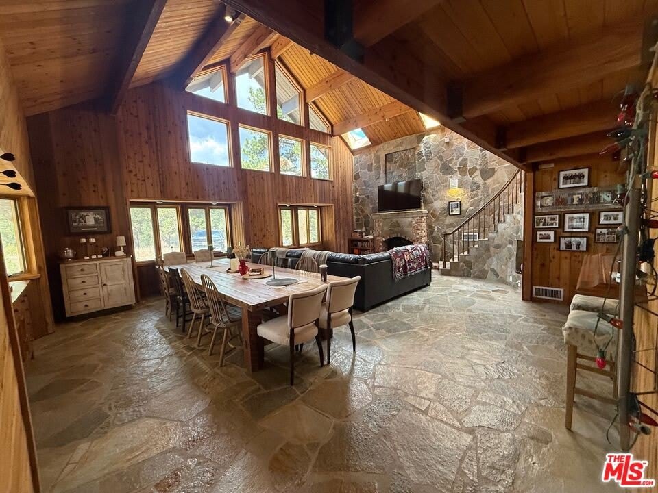1196 Willow Ln – photo 1