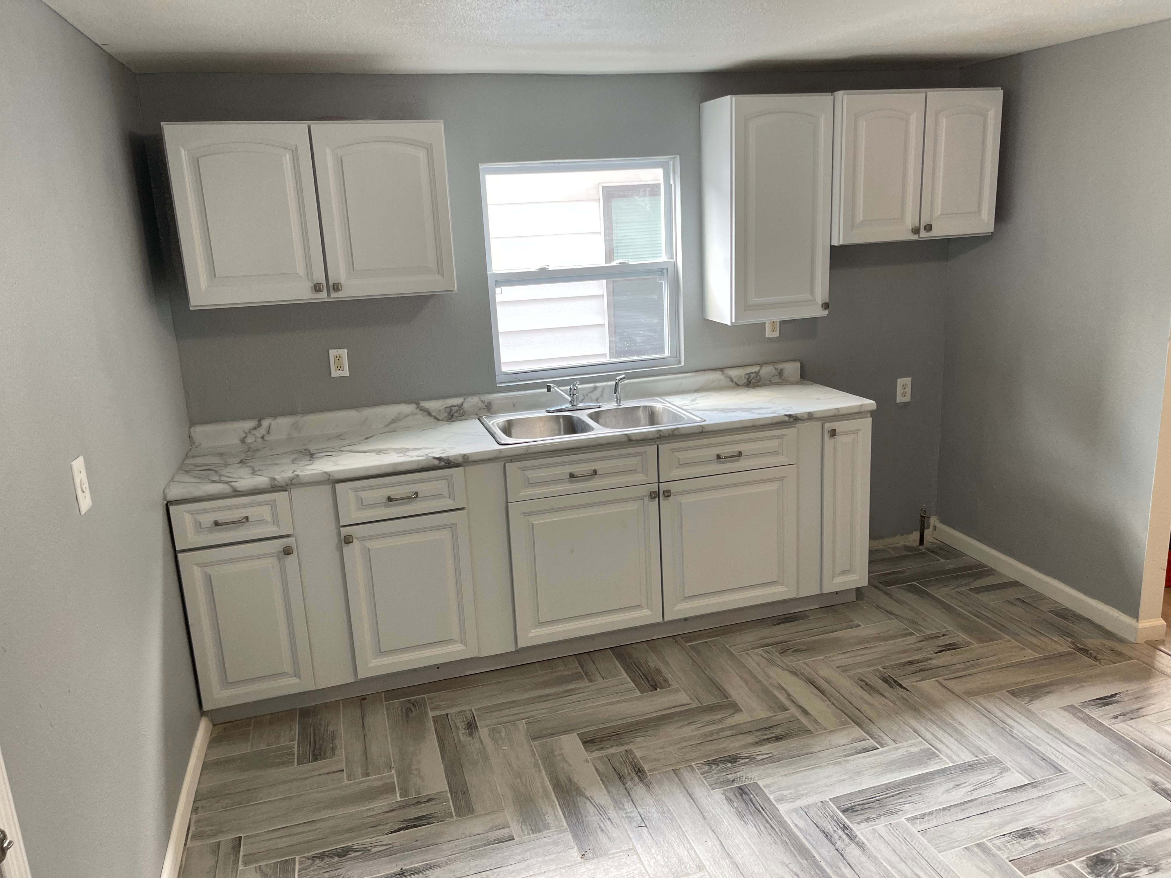 1734 Doris Avenue – photo 1